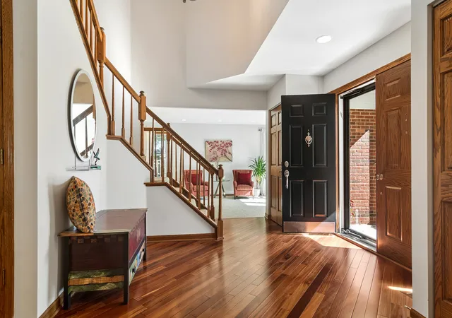 Photo 3 of Single family home for sale at 2794 Whispering Oaks Dr, Buffalo Grove, IL 60089 | MLS# 12778744 | Listing updated on 2026-10-09