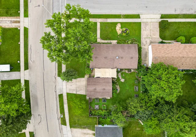 Photo 25 of Single family home for sale at 334 Fairfax Ave, Romeoville, IL 60446 | MLS# 12778753 | Listing updated on 2026-10-07