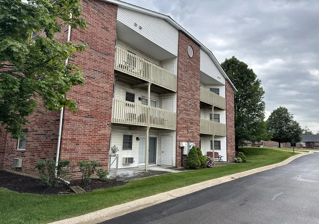 Photo 1 of Condo for sale at 551 Leah Ln #3B, Woodstock, IL 60098 | MLS# 12778764 | Listing updated on 2026-10-09