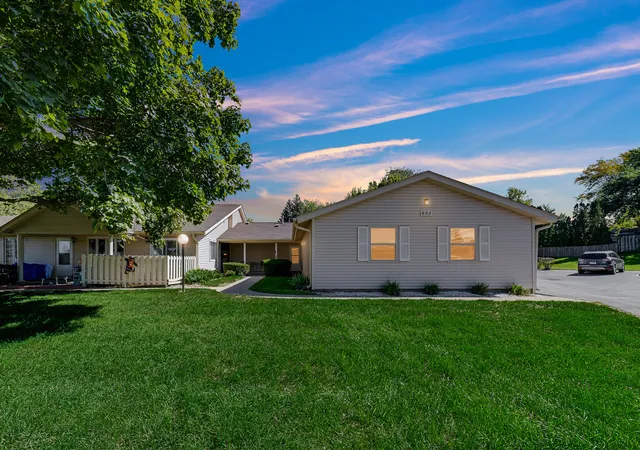 Condo for sale at 602 Devonshire Ct #D, McHenry, IL 60050 | MLS# 12778773