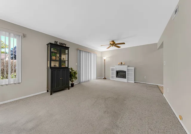 Photo 3 of Condo for sale at 602 Devonshire Ct #D, Mc Henry, IL 60050 | MLS# 12778773 | Listing updated on 2026-10-07