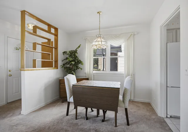 Photo 4 of Single family home for sale at 455 N Maple Ave, Elmhurst, IL 60126 | MLS# 12778786 | Listing updated on 2026-10-14