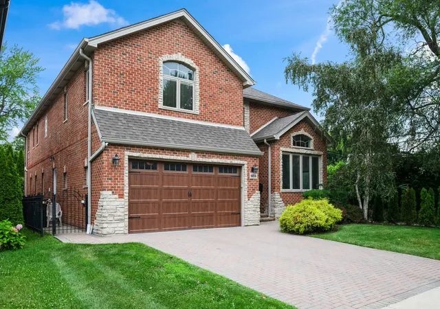 Photo 2 of Single family home for sale at 6834 N Kedvale Ave, Lincolnwood, IL 60712 | MLS# 12778792 | Listing updated on 2026-10-06
