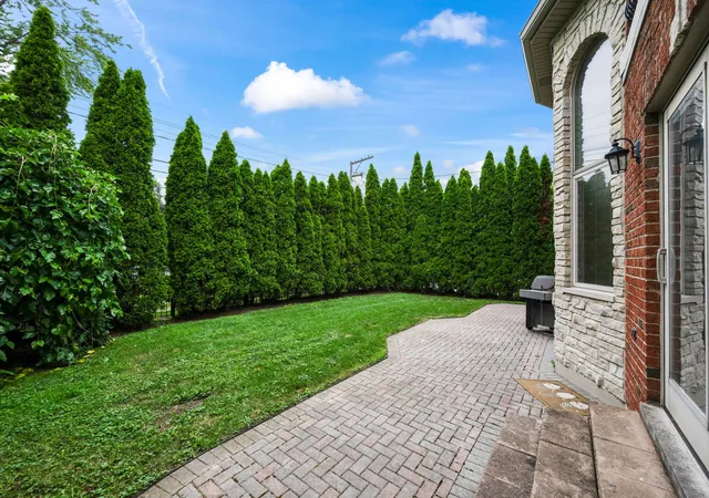 Photo 3 of Single family home for sale at 6834 N Kedvale Ave, Lincolnwood, IL 60712 | MLS# 12778792 | Listing updated on 2026-10-06