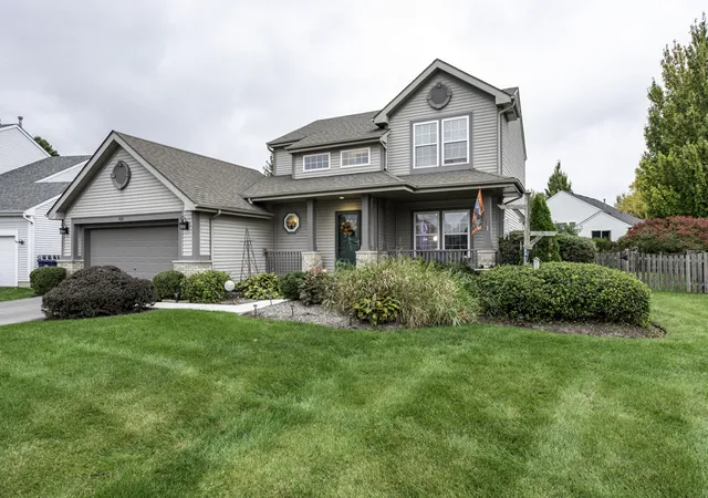 Photo 1 of Single family home for sale at 821 Woodhill Ct, Lake Villa, IL 60046 | MLS# 12778793 | Listing updated on 2026-10-21