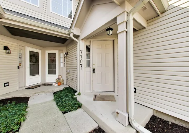 Photo 3 of Condo for sale at 7107 S Stratton Ln #11-C-7107, Gurnee, IL 60031 | MLS# 12778801 | Listing updated on 2026-10-09