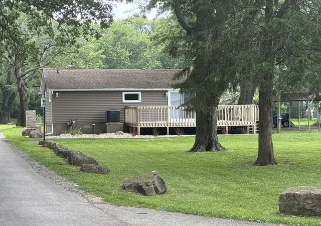 Photo 3 of Single family home for sale at 28542 S Walleye Ln, Wilmington, IL 60481 | MLS# 12778809 | Listing updated on 2026-10-22