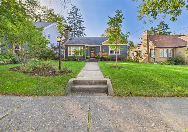 Photo 2 of Single family home for sale at 620 James Ave, Rockford, IL 61107 | MLS# 12778822 | Listing updated on 2026-10-07