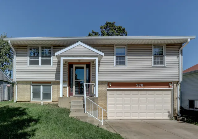 Photo 1 of Single family home for sale at 276 E Wrightwood Ave, Glendale Heights, IL 60139 | MLS# 12778827 | Listing updated on 2026-10-08