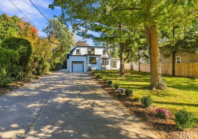 Photo 1 of Single family home for sale at 219 Western Ave, Highwood, IL 60040 | MLS# 12778830 | Listing updated on 2026-10-28