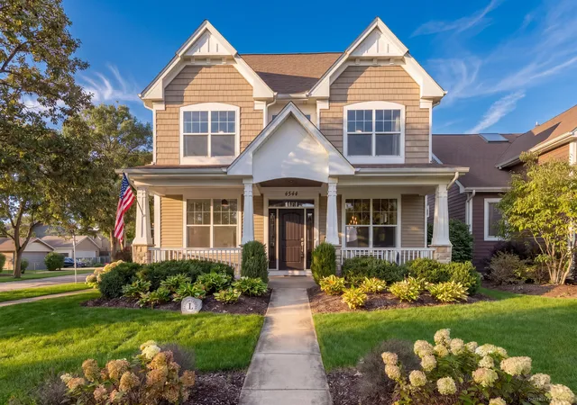 Single family home for sale at 4544 Stanley Ave, Downers Grove, IL 60515 | MLS# 12778833