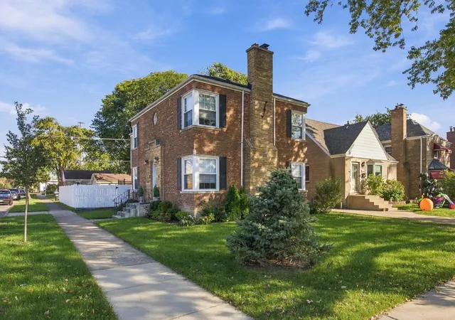 Photo 1 of Single family home for sale at 1945 N 73rd Avenue, Elmwood Park, IL 60707 | MLS# 12778838 | Listing updated on 2026-10-28