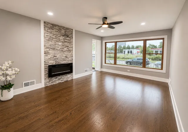 Photo 1 of Single family home for sale at 3836 W 85th Street, Chicago, IL 60652 | MLS# 12778841 | Listing updated on 2026-10-07