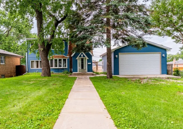 Photo 1 of Single family home for sale at 8728 S Rockwell Ave, Evergreen Park, IL 60805 | MLS# 12778851 | Listing updated on 2026-10-06