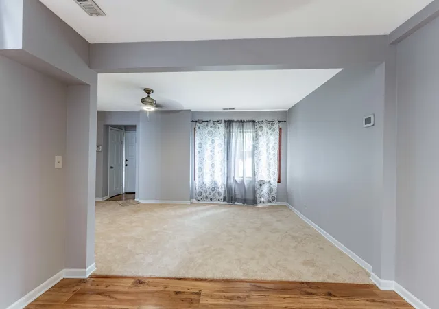 Photo 4 of Single family home for sale at 8728 S Rockwell Ave, Evergreen Park, IL 60805 | MLS# 12778851 | Listing updated on 2026-10-06