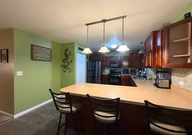 Photo 4 of Single family home for sale at 1917 Sunshine Ct, Zion, IL 60099 | MLS# 12778853 | Listing updated on 2026-10-23