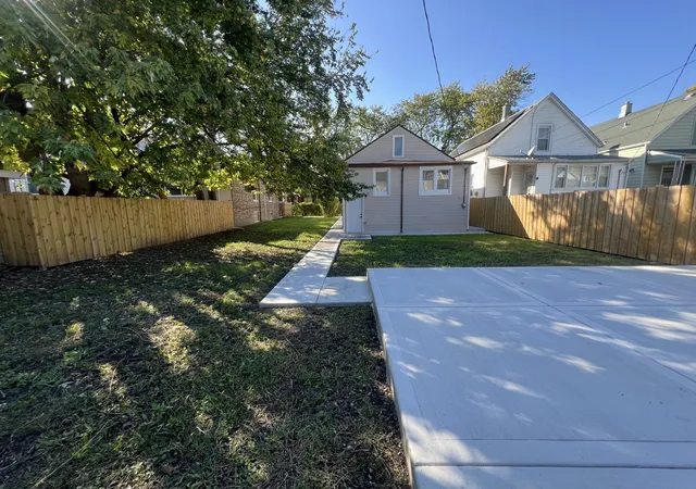 Photo 3 of Single family home for sale at 8423 S Carpenter St, Chicago, IL 60620 | MLS# 12778861 | Listing updated on 2026-10-08