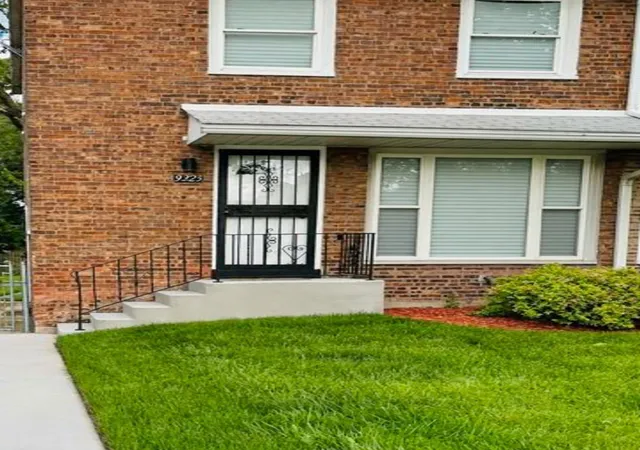 Townhouse for sale at 9323 S Calumet Ave, Chicago, IL 60619 | MLS# 12778884