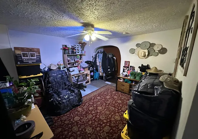 Photo 3 of Single family home for sale at 607 Richmond St, Joliet, IL 60435 | MLS# 12778912 | Listing updated on 2026-10-07