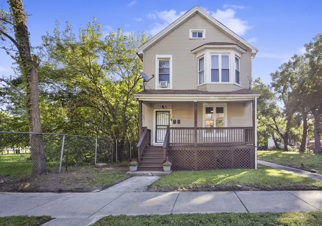 Multi family home for sale at 6923 S Parnell Ave, Chicago, IL 60621 | MLS# 12778931