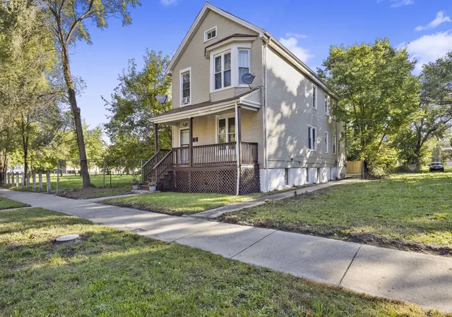 Photo 1 of Multi family home for sale at 6923 S Parnell Ave, Chicago, IL 60621 | MLS# 12778931 | Listing updated on 2026-10-07