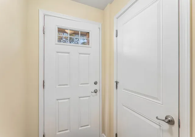 Photo 3 of Townhouse for sale at 3475 Bradbury Cir, Aurora, IL 60504 | MLS# 12778951 | Listing updated on 2026-10-07