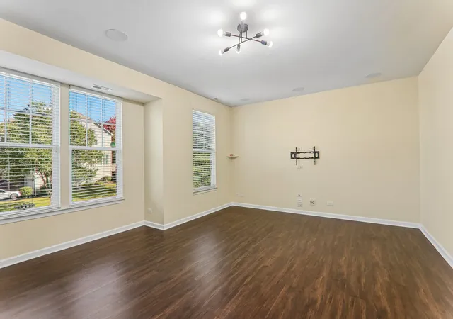 Photo 3 of Townhouse for sale at 3475 Bradbury Cir, Aurora, IL 60504 | MLS# 12778951 | Listing updated on 2026-10-07