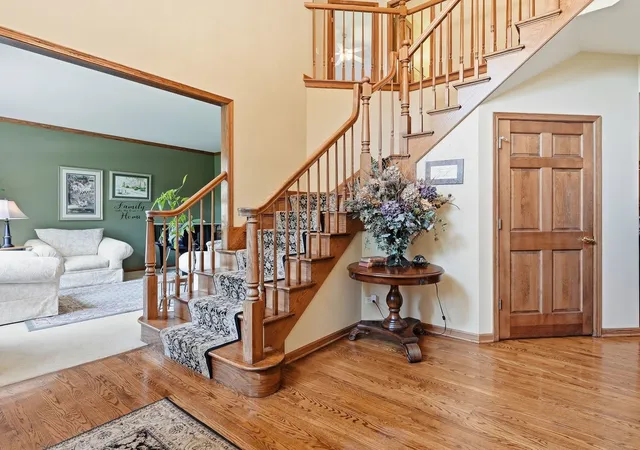 Photo 4 of Single family home for sale at 1731 Princess Cir, Naperville, IL 60564 | MLS# 12778958 | Listing updated on 2026-10-07