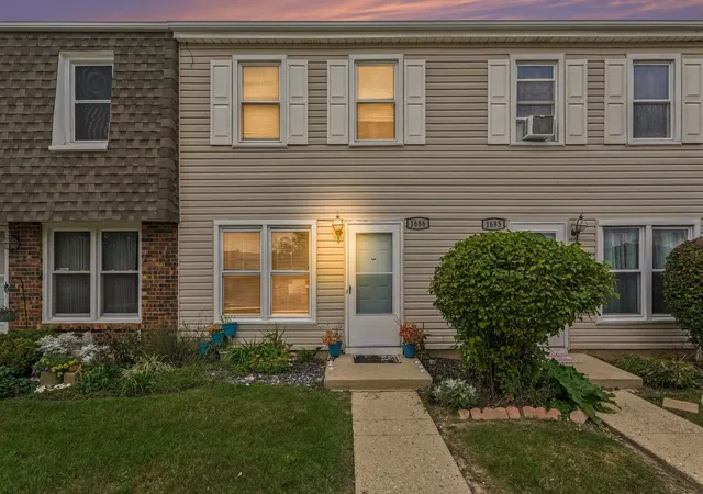 Photo 1 of Townhouse for sale at 1686 Shamrock Ct, Aurora, IL 60505 | MLS# 12778982 | Listing updated on 2026-10-18