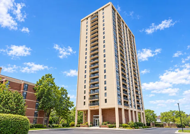Condo for sale at 2901 S Michigan Ave #405A, Chicago, IL 60616 | MLS# 12778986