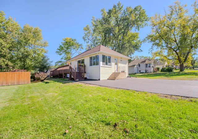 Single family home for sale at 204 Barr Elms Ave, Joliet, IL 60433 | MLS# 12779016