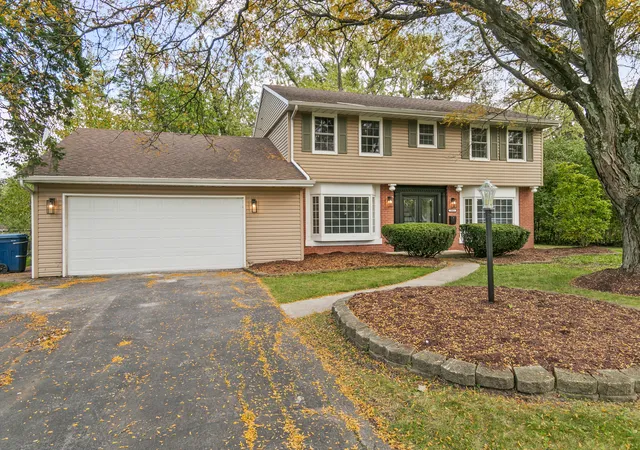 Single family home for sale at 20601 Parthenon Way, Olympia Fields, IL 60461 | MLS# 12779028