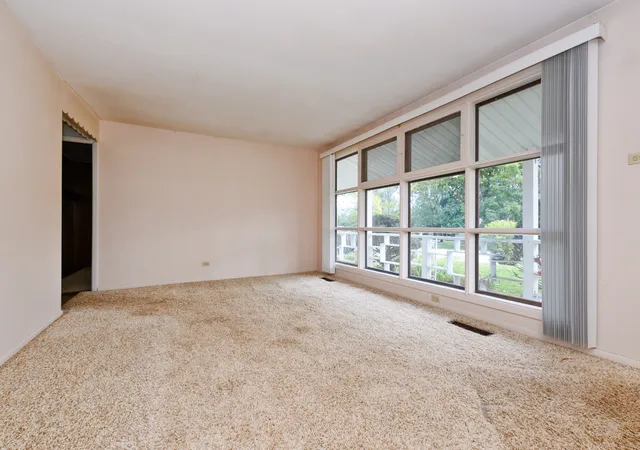 Photo 3 of Single family home for sale at 18770 Baker Ave, Country Club Hills, IL 60478 | MLS# 12779033 | Listing updated on 2026-10-07