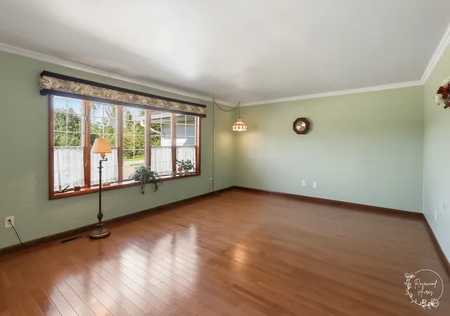 Photo 3 of Single family home for sale at 1915 E 1850n Rd, Watseka, IL 60970 | MLS# 12779038 | Listing updated on 2026-10-08