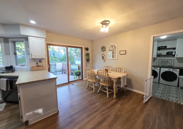 Photo 3 of Single family home for sale at 732 Fort St, Ottawa, IL 61350 | MLS# 12779052 | Listing updated on 2026-10-07