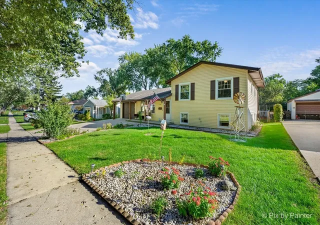 Photo 2 of Single family home for sale at 1705 Poplar Ave, Hanover Park, IL 60133 | MLS# 12779059 | Listing updated on 2026-10-07