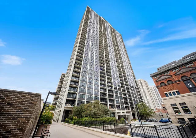 Condo for sale at 1560 N Sandburg Ter #3011J, Chicago, IL 60610 | MLS# 12779062