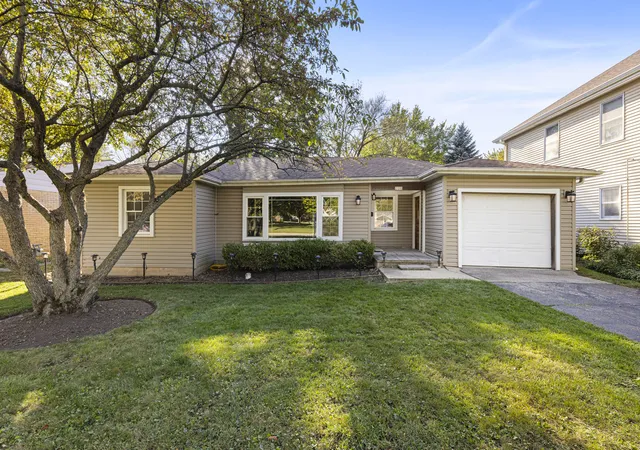 Photo 1 of Single family home for sale at 200 S Greeley St, Palatine, IL 60067 | MLS# 12779067 | Listing updated on 2026-10-22