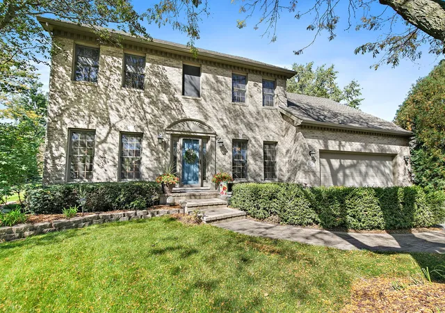 Photo 1 of Single family home for sale at 924 Merrill New Rd, Sugar Grove, IL 60554 | MLS# 12779117 | Listing updated on 2026-10-08