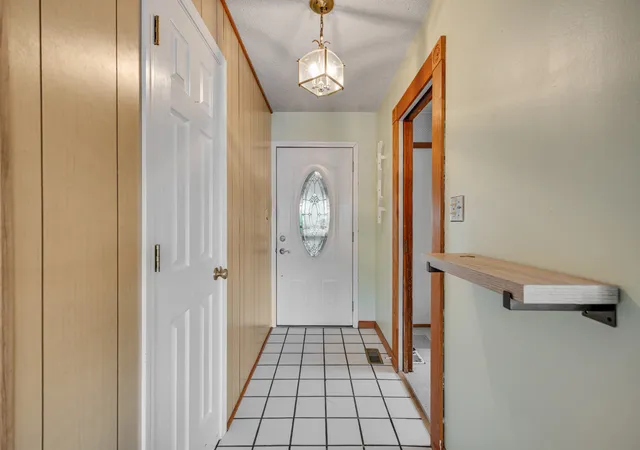 Photo 1 of Single family home for sale at 246 Greenbriar St, Elk Grove Village, IL 60007 | MLS# 12779143 | Listing updated on 2026-10-29