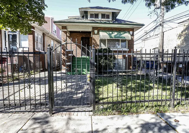 Photo 2 of Single family home for sale at 1540 N Mason Ave, Chicago, IL 60651 | MLS# 12779145 | Listing updated on 2026-10-09