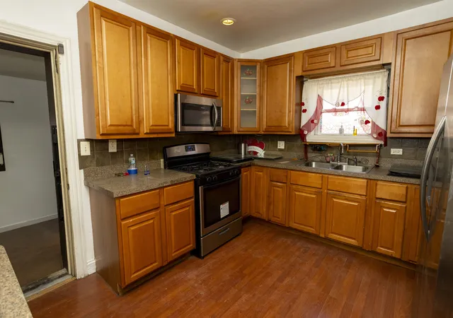 Photo 4 of Single family home for sale at 1540 N Mason Ave, Chicago, IL 60651 | MLS# 12779145 | Listing updated on 2026-10-09