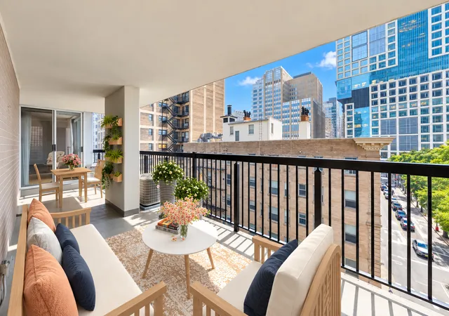 Photo 3 of Condo for sale at 201 E Chestnut St #8B, Chicago, IL 60611 | MLS# 12779175 | Listing updated on 2026-10-07