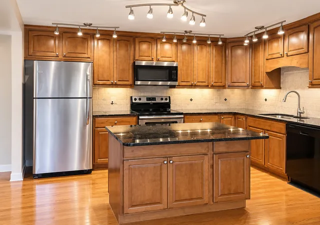 Photo 3 of Condo for sale at 13200 W Heiden Cir #2302, Lake Bluff, IL 60044 | MLS# 12779185 | Listing updated on 2026-10-30