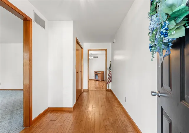 Photo 4 of Single family home for sale at 608 N Lake Of The Woods Rd, Mahomet, IL 61853 | MLS# 12779192 | Listing updated on 2026-10-07