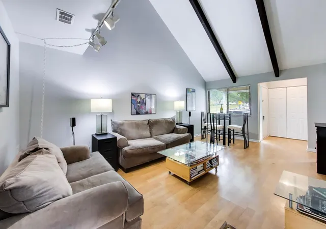 Photo 3 of Condo for sale at 1720 E Shannon Ln #6, Palatine, IL 60074 | MLS# 12779195 | Listing updated on 2026-10-07