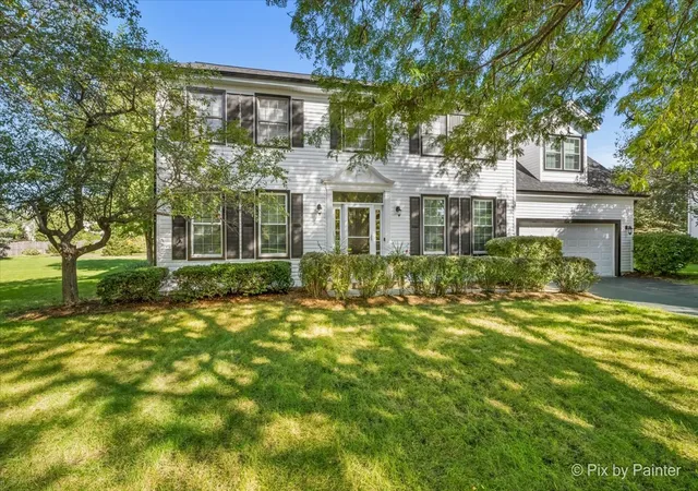 Single family home for sale at 15 Castlerea Ct, Cary, IL 60013 | MLS# 12779196