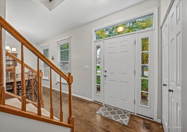 Photo 3 of Single family home for sale at 15 Castlerea Ct, Cary, IL 60013 | MLS# 12779196 | Listing updated on 2026-10-29