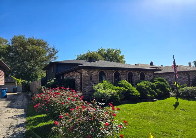 Photo 2 of Single family home for sale at 12215 S 45th Avenue, Alsip, IL 60803 | MLS# 12779218 | Listing updated on 2026-10-07