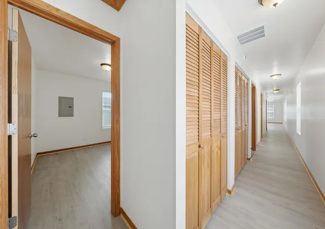 Listing Photo 3 - Condo for sale in building located at 7918 S Greenwood Ave, Chicago, IL 60619